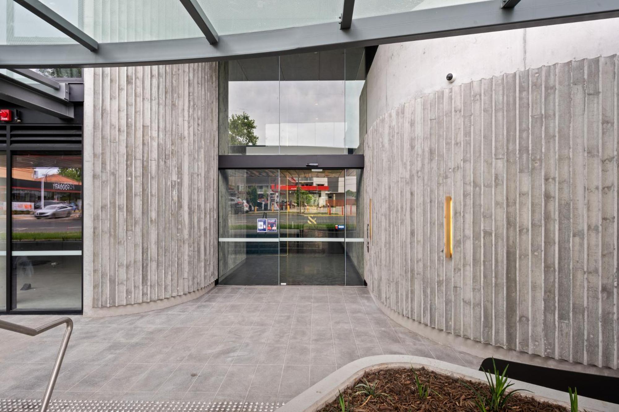 Unwind In Elegance: Your Perfect Braddon