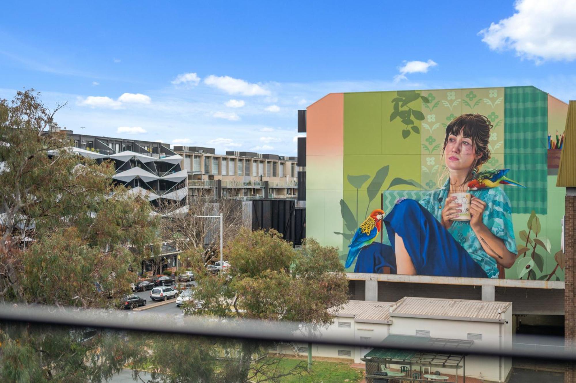 Unwind In Elegance: Your Perfect Braddon